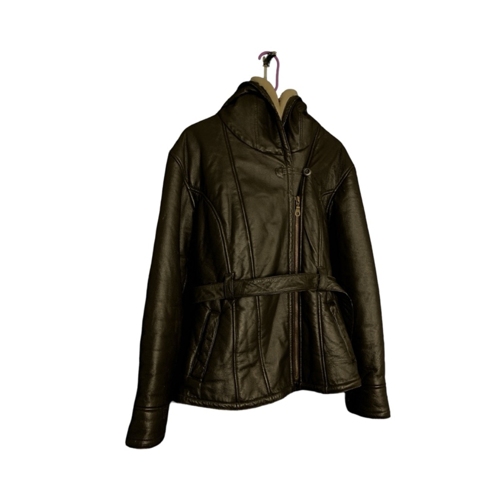 Women’s Wilsons Leather size small Leather Jacket.